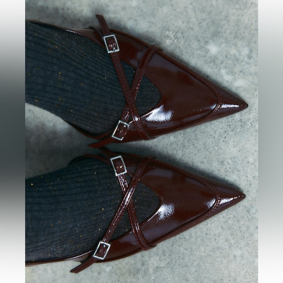 Zara Burgundy BUCKLED STRAP HEELED SHOES - Picture 9 of 10
